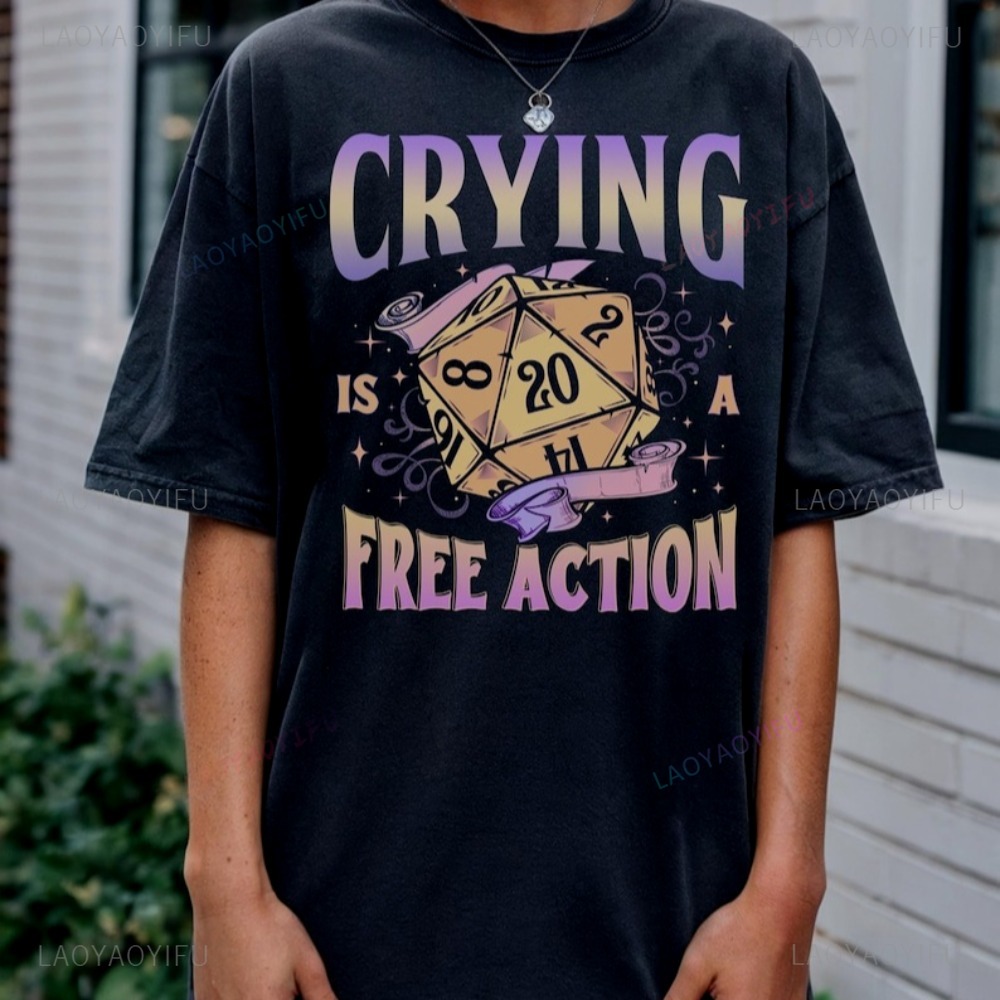 面白い DnD 泣き声はフリーアクション D20 ダイス T - Retro Gaming Shirt のレビューと価格