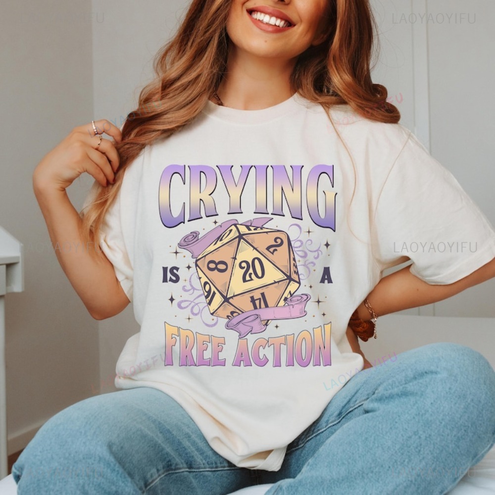面白い DnD 泣き声はフリーアクション D20 ダイス T - Retro Gaming Shirt のレビューと価格