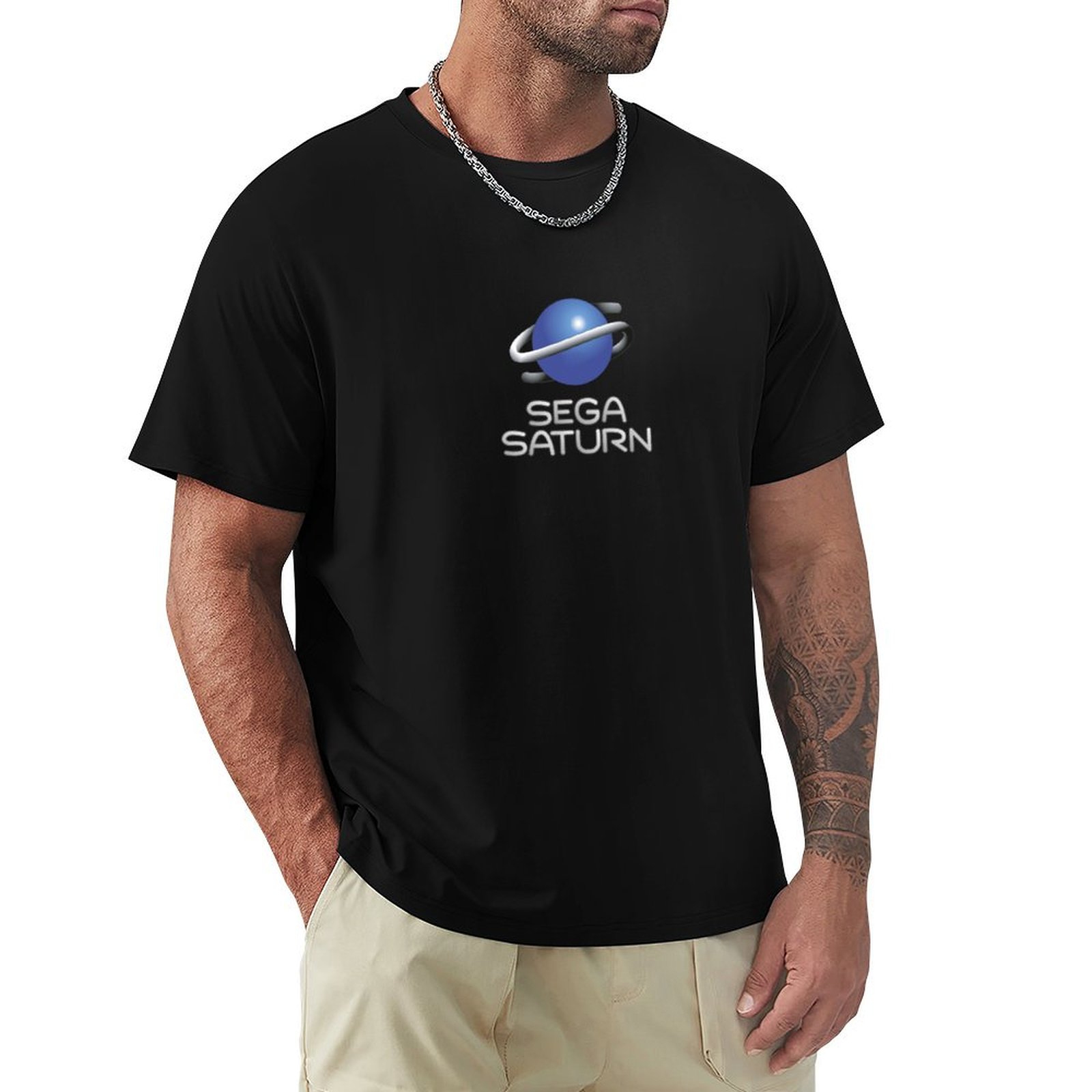 セガサターンレトロビデオゲーム会社ロゴクリーン Tシャツヴィ - Retro Gaming Logo のレビューと価格